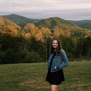 Meet your Posher, Ashlee